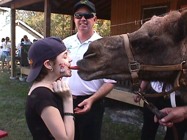 Jillianne feeding the camel 12-00